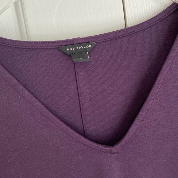 Ann Taylor Embroidered Sleeve Flare Dress V Neck Purple Plum‎ Size XS - Picture 3 of 8